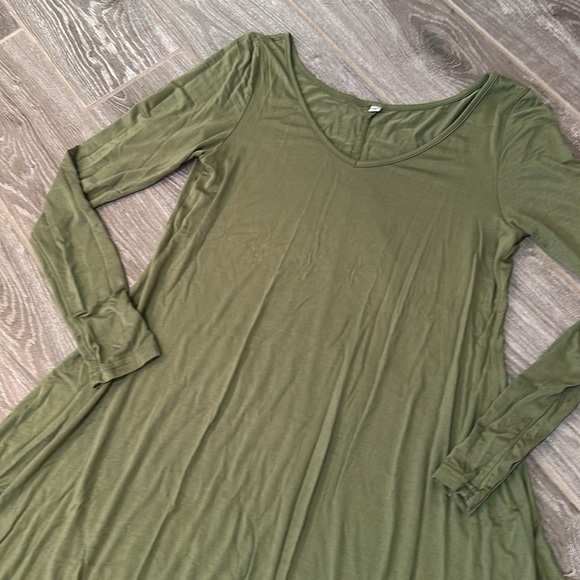 Women’s longsleeve soft cotton blend stretchy fall winter dress size small EUC - Picture 2 of 3